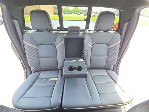 Used 2025 GMC Canyon Denali w/ LPO, Denali Black Edition AWD/4WD image 31