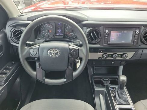 Used 2019 Toyota Tacoma SR w/ SR Convenience Package image 14