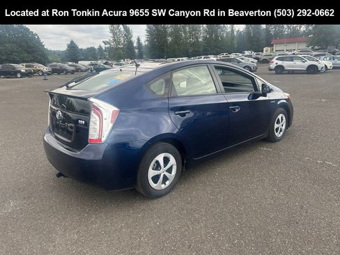Used 2012 Toyota Prius Two FWD image 4