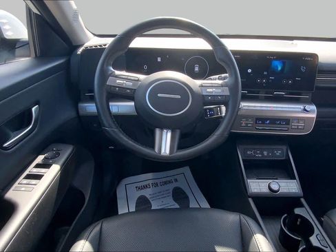 Used 2024 Hyundai Kona Limited FWD image 6