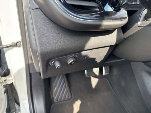 Used 2023 Buick Envision Essence w/ Sport Touring Package image 19