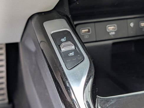 Used 2023 Kia Sorento SX Prestige AWD/4WD image 11