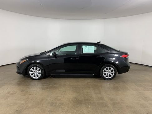 Used 2024 Toyota Corolla LE image 16