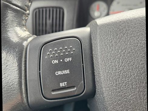 Used 2005 Dodge Ram 1500 Truck 2WD Quad Cab image 21