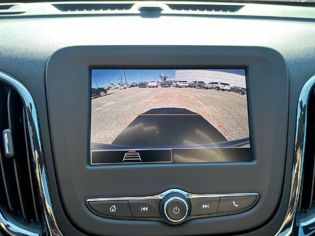 Used 2024 Chevrolet Equinox RS w/ LPO, Floor Liner Package FWD image 17