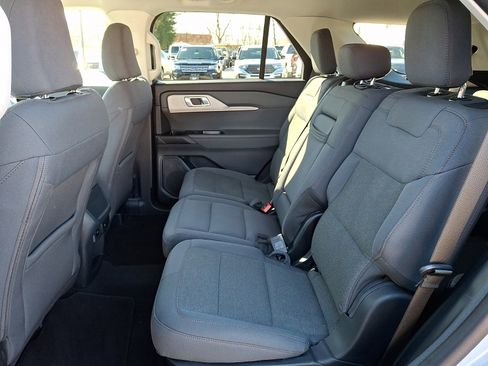 Certified 2025 Ford Explorer Active AWD/4WD image 13