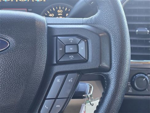 Used 2015 Ford F150 XLT w/ Equipment Group 302A Luxury image 26