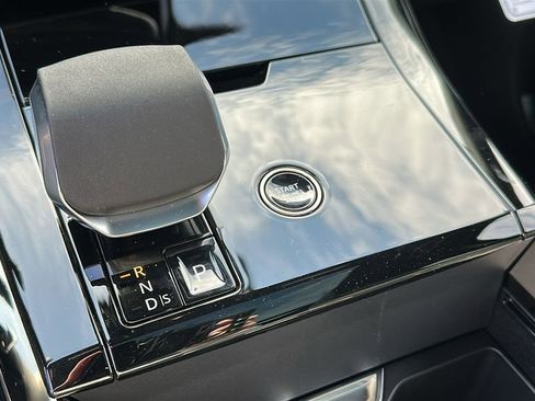 New 2026 Land Rover Range Rover Sport Dynamic SE image 17