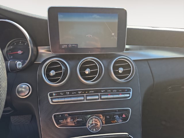 Used 2015 Mercedes-Benz C 300 4MATIC Sedan image 10