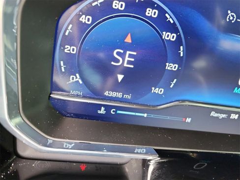 Used 2025 Chevrolet Silverado 3500 LT image 31