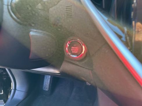 Used 2023 Subaru Ascent Premium w/ Convenience Package image 17