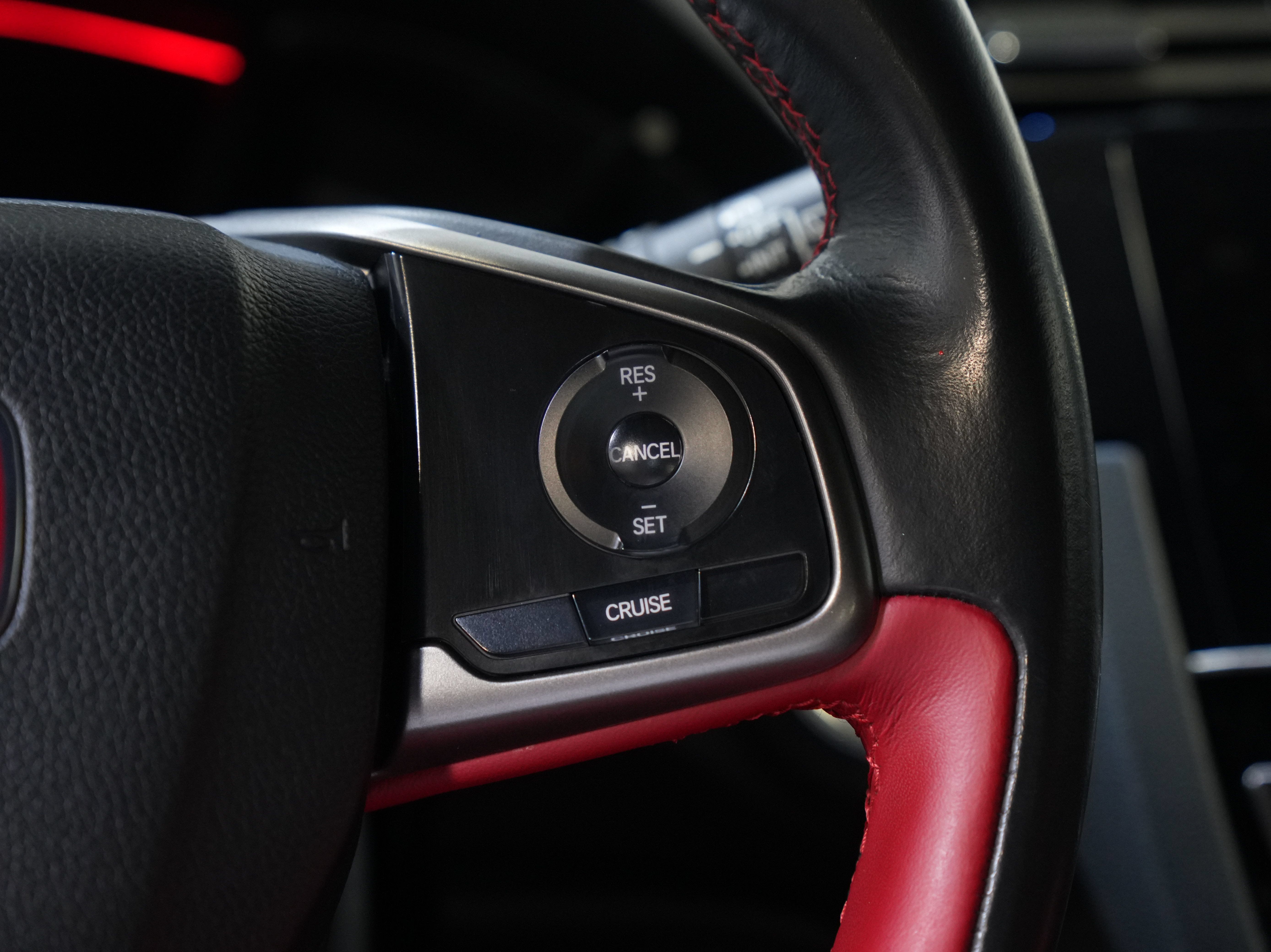 Used 2018 Honda Civic Type R image 39