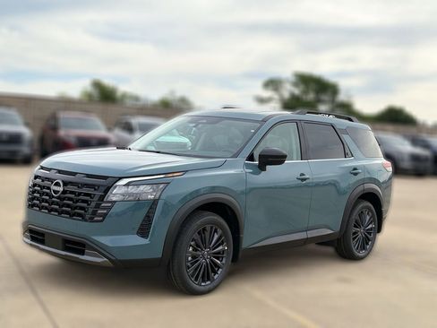 New 2026 Nissan Pathfinder SL FWD image 2