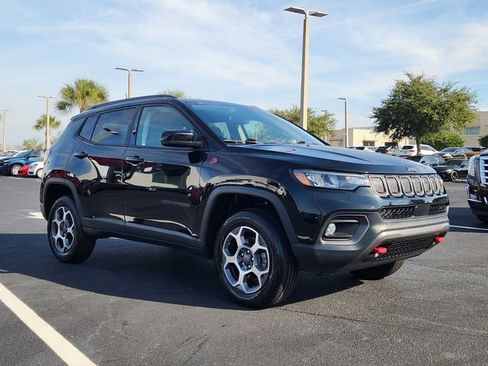 Used 2022 Jeep Compass Trailhawk image 7