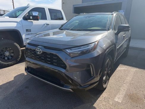 Used 2022 Toyota RAV4 XSE AWD/4WD image 1