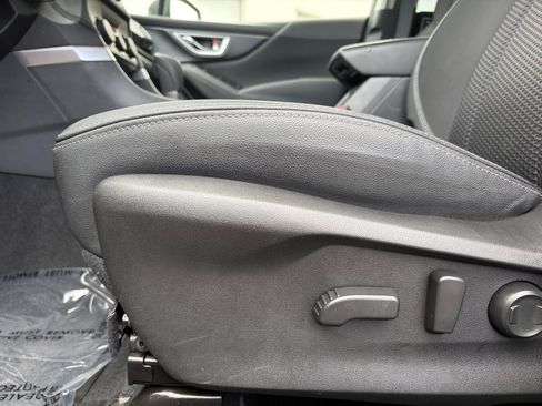 Used 2023 Subaru Forester Premium AWD/4WD image 13