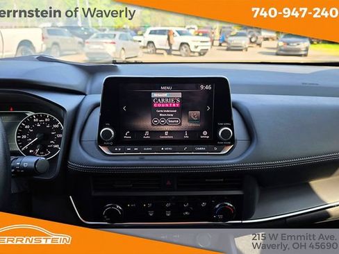 Used 2024 Nissan Rogue S AWD/4WD image 9