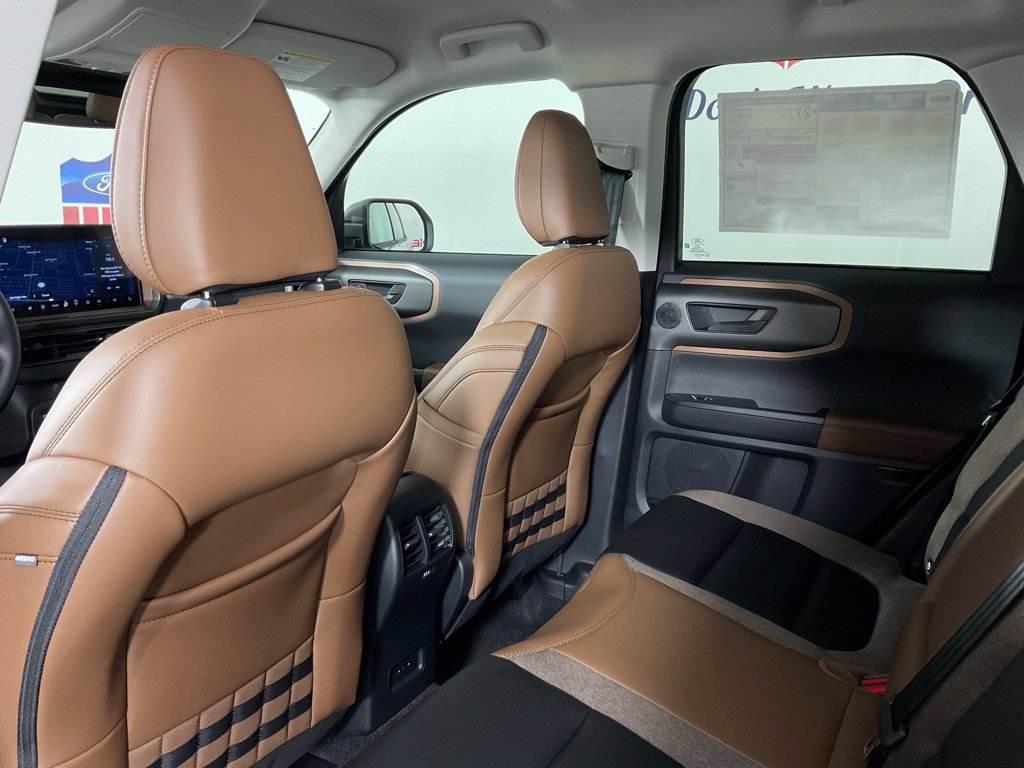 New 2026 Ford Bronco Sport Outer Banks w/ Outer Banks Tech Package+ AWD/4WD image 15