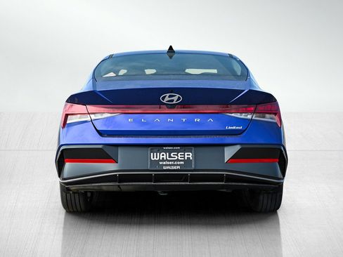 New 2026 Hyundai Elantra Limited image 5