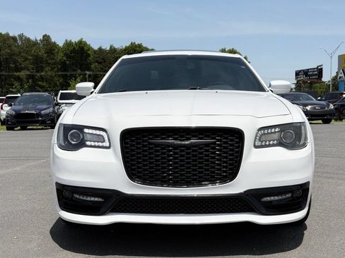 Used 2019 Chrysler 300 S w/ S Model Appearance Package RWD image 3