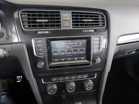 Used 2015 Volkswagen GTI SE w/ Lighting Package (SEL) FWD image 44