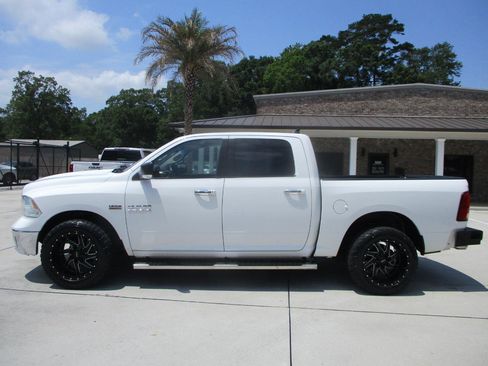 Used 2014 RAM 1500 Lone Star AWD/4WD image 2