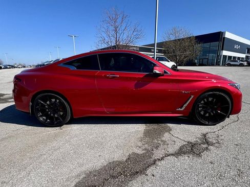 Used 2018 INFINITI Q60 Red Sport 400 w/ Pro Active Package image 6