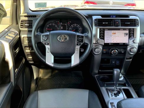 Used 2023 Toyota 4Runner SR5 Premium w/ Moonroof Package AWD/4WD image 6