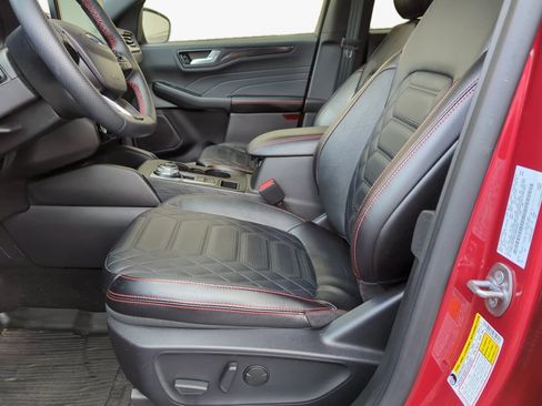 Used 2024 Ford Escape ST-Line Elite w/ Premium Technology Package AWD/4WD image 9
