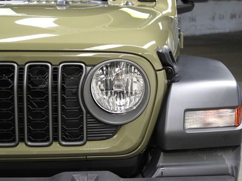 New 2026 Jeep Wrangler Sport S image 31