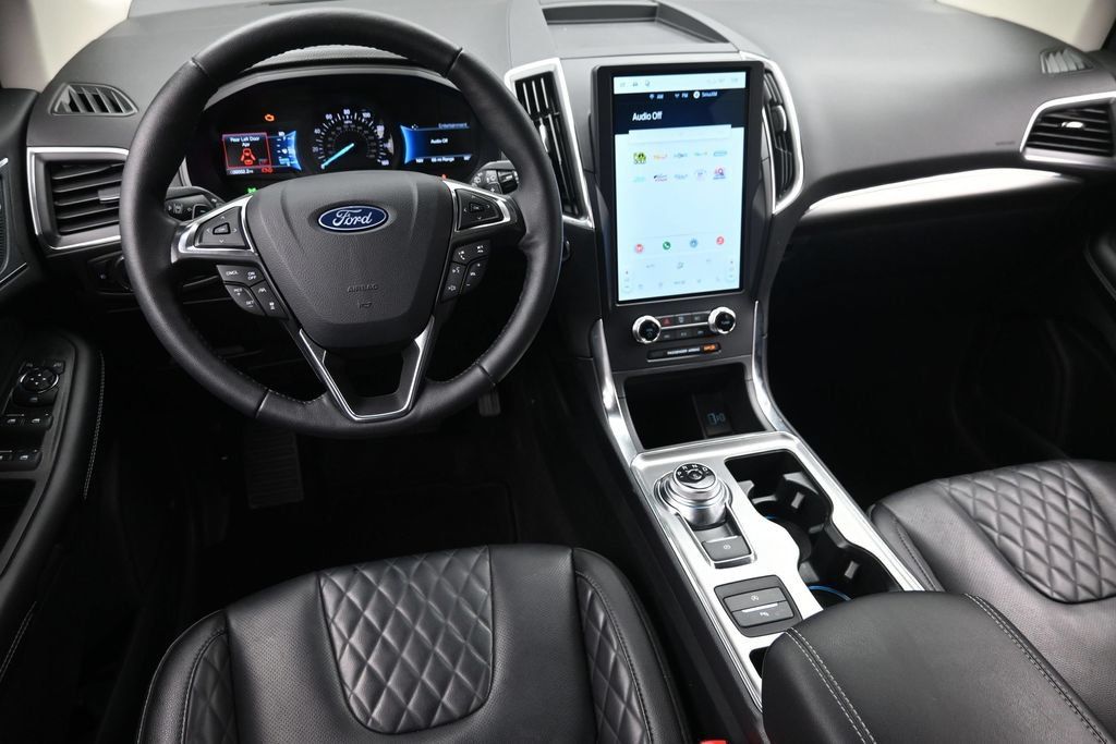 Used 2024 Ford Edge Titanium w/ Equipment Group 301A AWD/4WD image 16