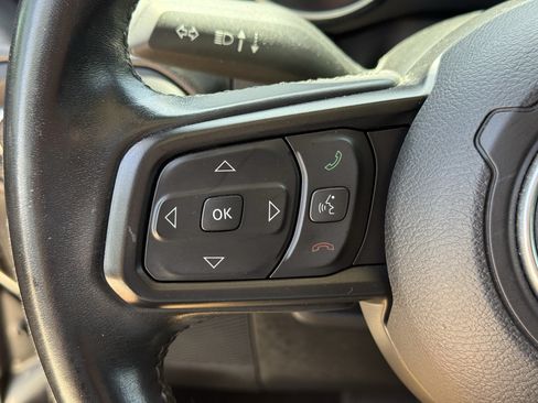 Used 2022 Jeep Gladiator Sport AWD/4WD image 17