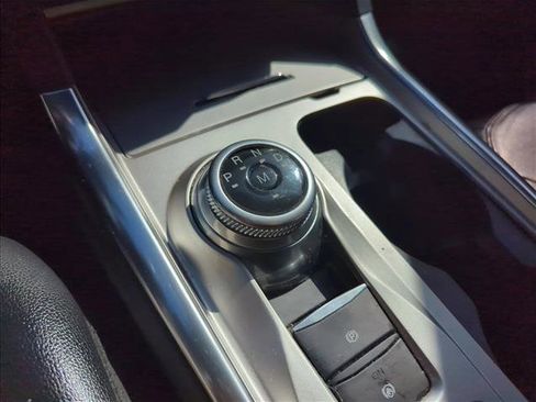 Used 2020 Ford Explorer Limited RWD image 6