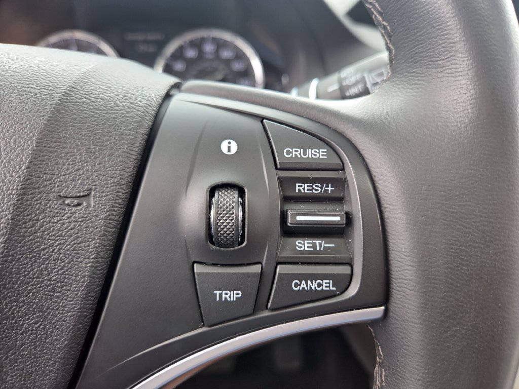 Used 2014 Acura MDX w/ Technology Package AWD/4WD image 21