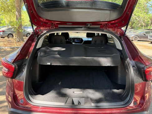 Used 2025 Chevrolet Trax LT image 25