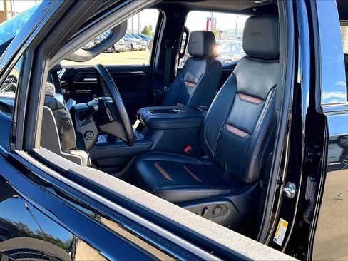 Certified 2022 GMC Sierra 1500 AT4 w/ AT4 Preferred Package image 7