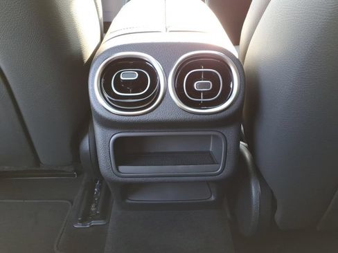 Certified 2026 Mercedes-Benz GLC 300 4MATIC image 27