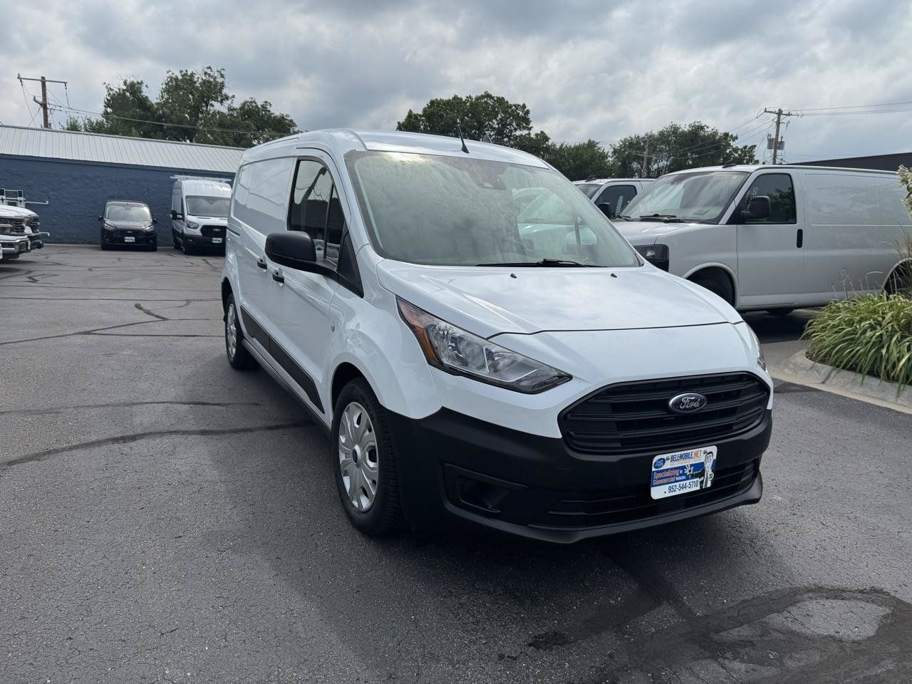 Used 2023 Ford Transit Connect XL FWD image 3