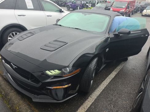 Used 2018 Ford Mustang GT image 1