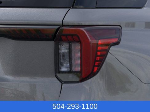 New 2026 Ford Explorer Active RWD image 23