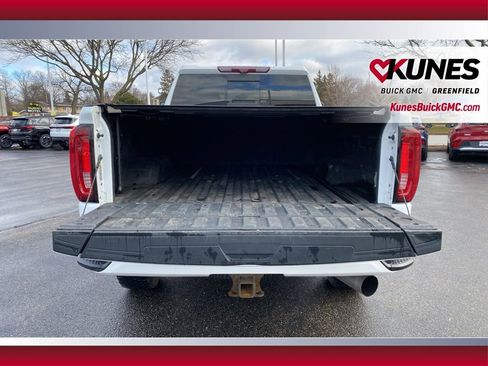 Used 2022 GMC Sierra 3500 Denali w/ Technology Package image 8