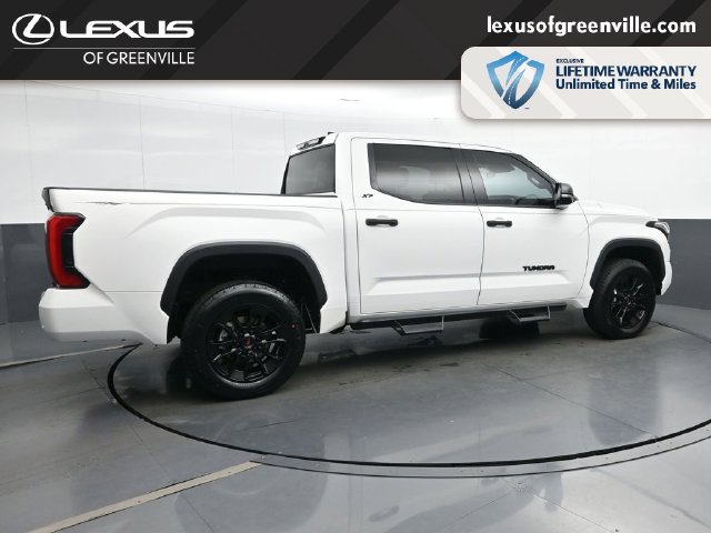 Used 2023 Toyota Tundra SR5 w/ SR5 Convenience Package AWD/4WD image 9