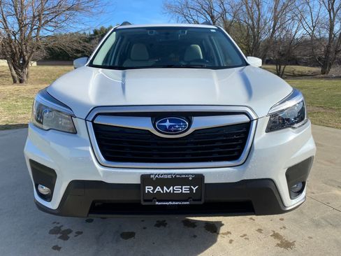 Used 2021 Subaru Forester Premium image 9