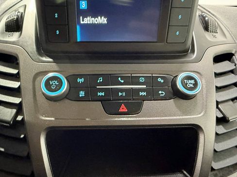 Used 2022 Ford Transit Connect XL image 17