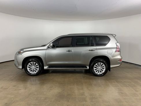 Used 2022 Lexus GX 460 Premium image 38
