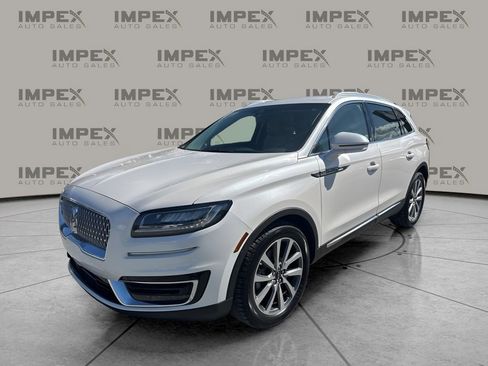 Used 2019 Lincoln Nautilus Select FWD image 1