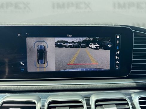 Used 2024 Mercedes-Benz GLS 450 4MATIC image 19
