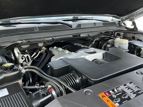 Used 2020 Cadillac Escalade ESV Premium Luxury image 10