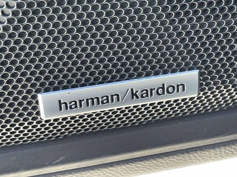 Certified 2025 Subaru Outback Onyx Edition XT w/ Popular Package #2 image 17