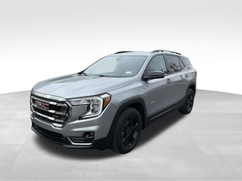 Used 2023 GMC Terrain AT4 image 7